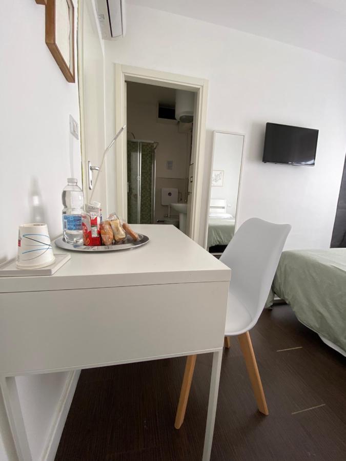 Domus Corso Umberto 18 B&B Pescara Ngoại thất bức ảnh