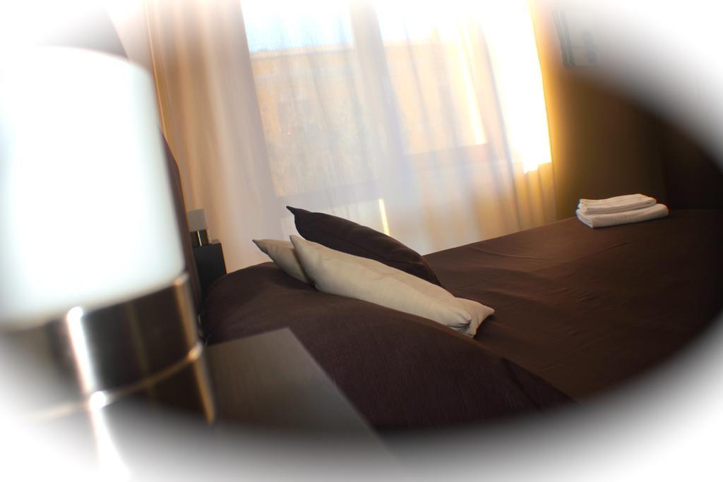 Domus Corso Umberto 18 B&B Pescara Phòng bức ảnh