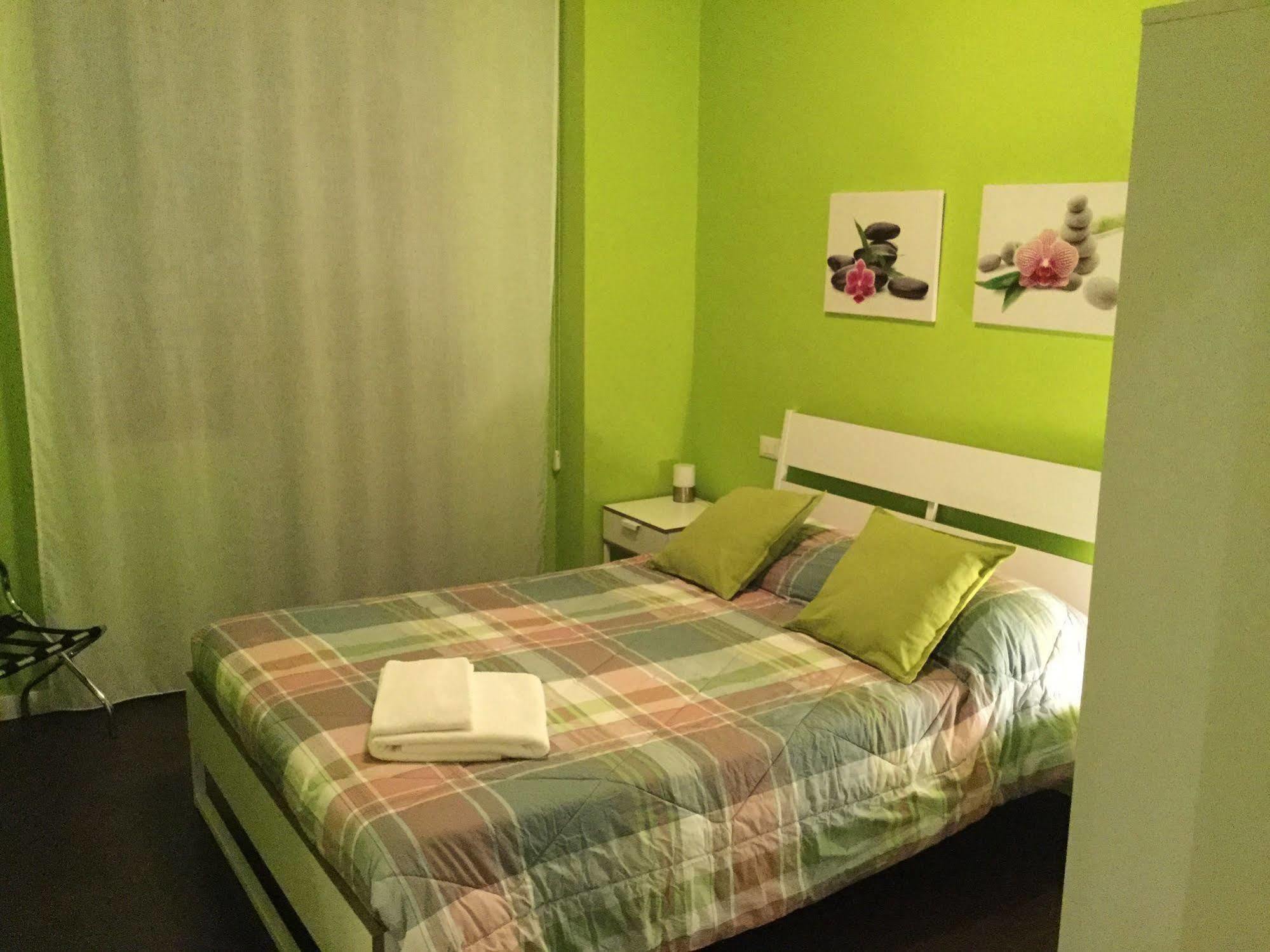Domus Corso Umberto 18 B&B Pescara Ngoại thất bức ảnh